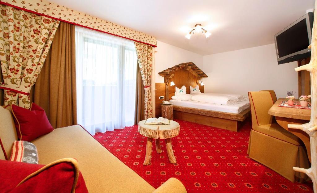Hotel Edda 3*